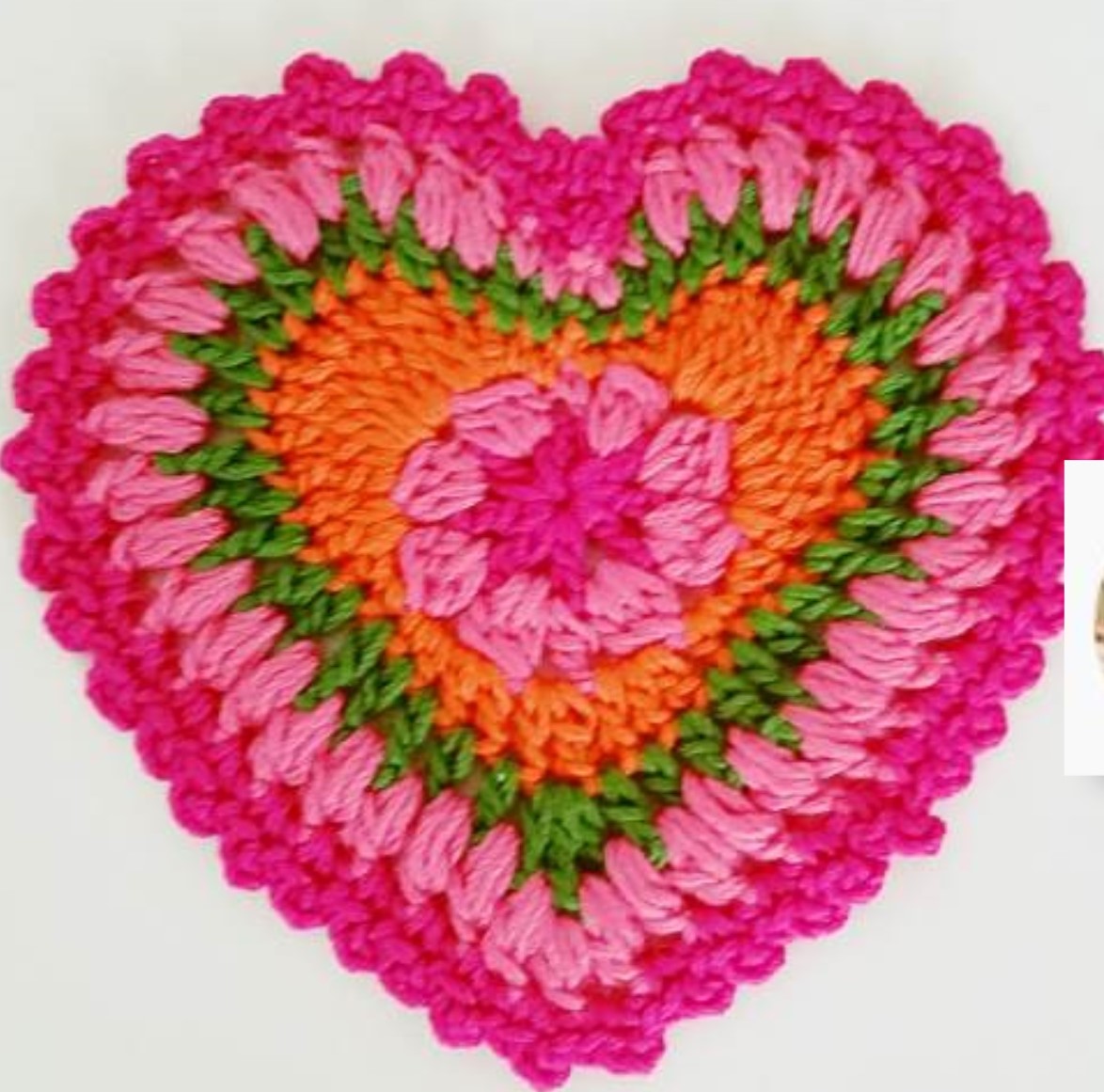 Mandala Corazón Grande [Crochet Intermedio]