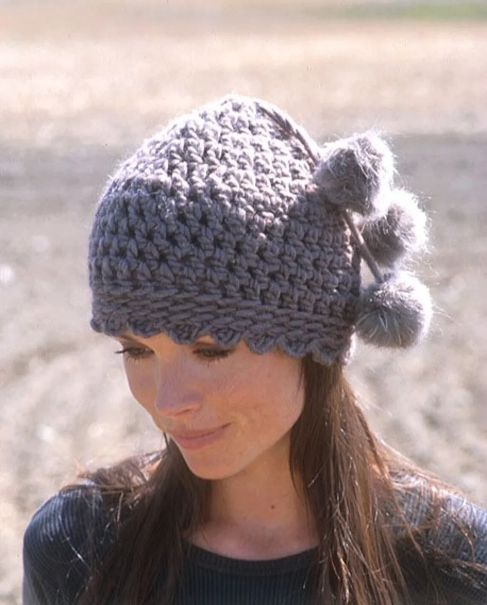 Gorro Drops con pompones [Crochet Facil]